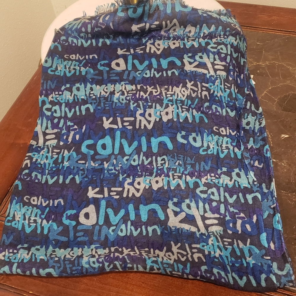 Calvin Klein scarf
